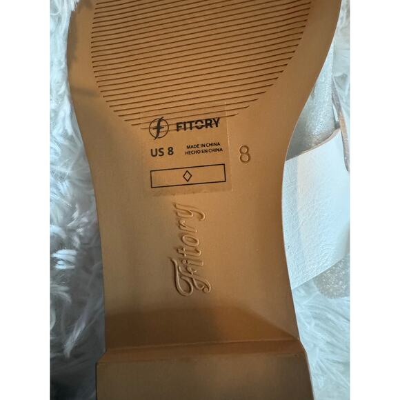 fitory fitcry sandal New size 8 white sandal - Picture 2 of 2
